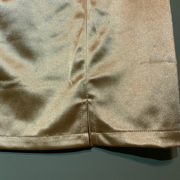 Gold split mini skirt - Picture 8 of 8